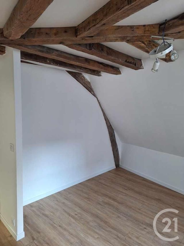 Appartement F3 à louer - 3 pièces - 68,60 m2 - Beaugency - 45 - CENTRE