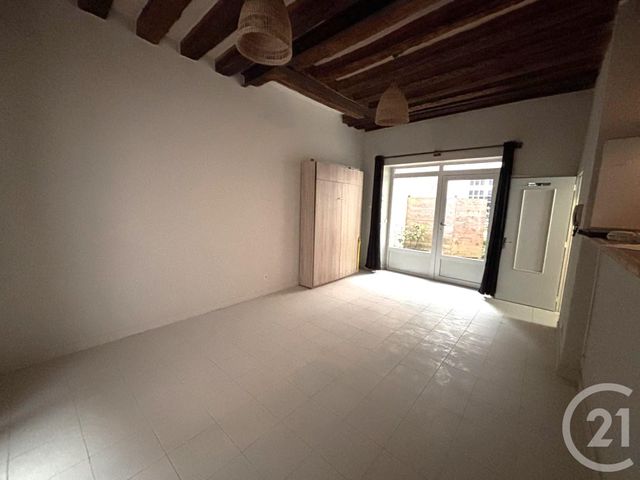 Appartement F1 à louer - 1 pièce - 32,80 m2 - Beaugency - 45 - CENTRE